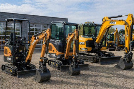 Minigraver til salg hos SD Kjærsgaard for anlægsgartnere