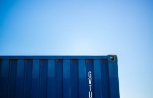 Skal du leje en container til bygge- og haveaffald?