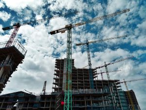 Klar til større projekter? Overvej liftudlejning